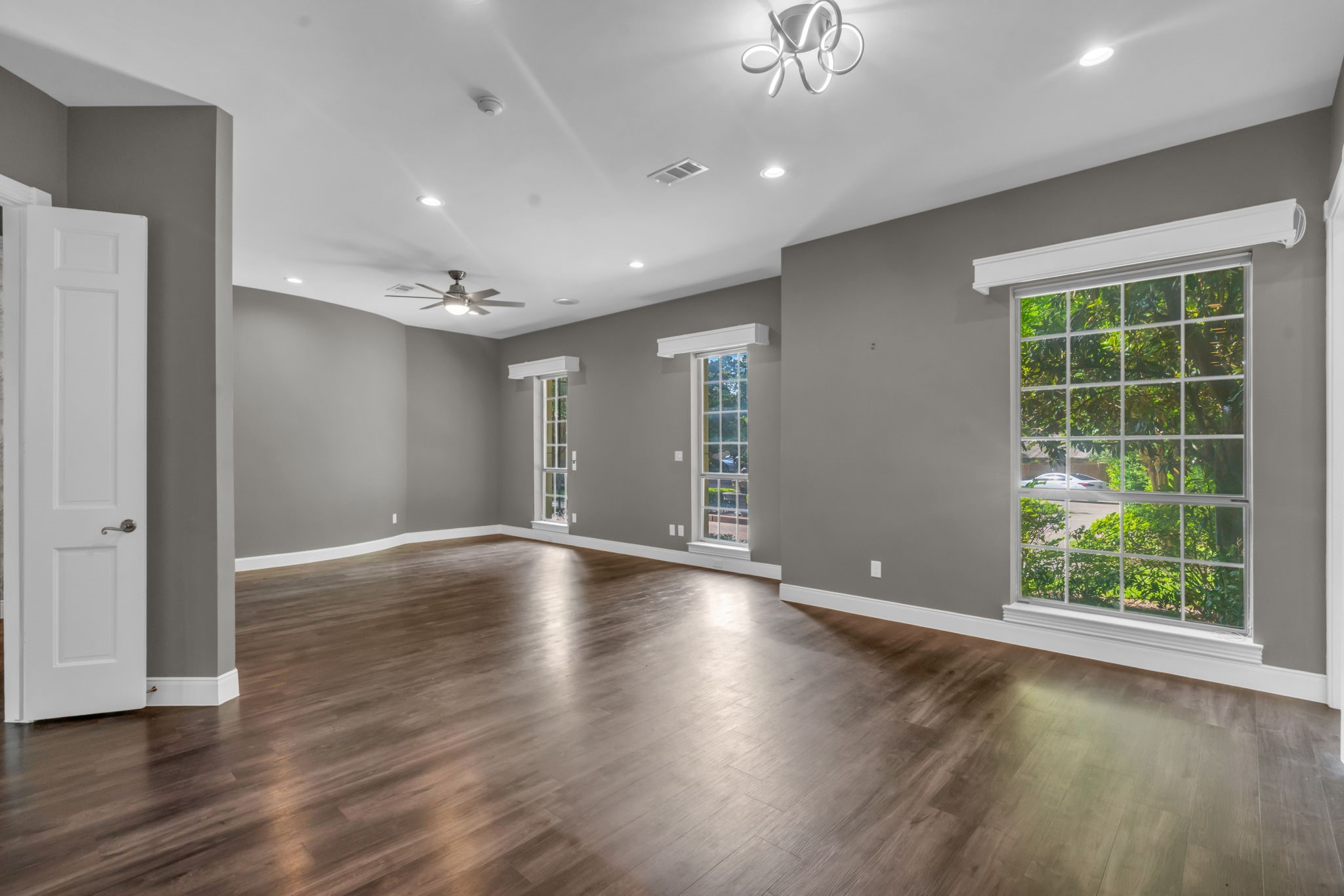 901 Longmire Road, Unit 54 Conroe, TX 77304 - Photo 26 of 49