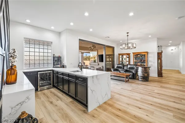 $1,225,000 | 7580 Prancing Pony Court, Las Vegas, NV 89131