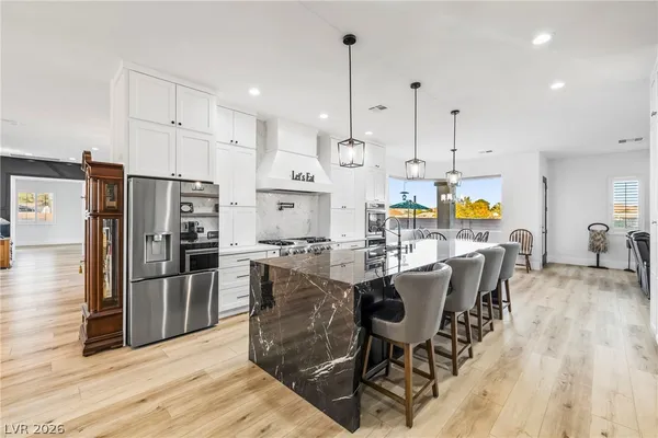 $1,225,000 | 7580 Prancing Pony Court, Las Vegas, NV 89131