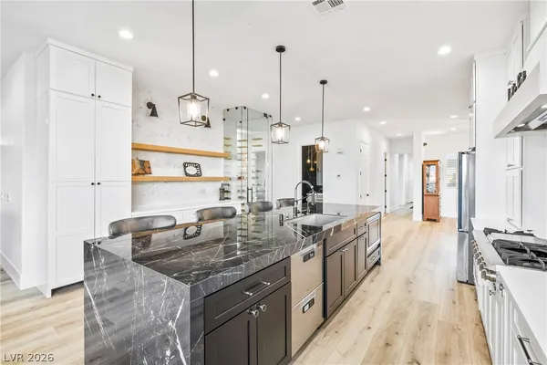 $1,225,000 | 7580 Prancing Pony Court, Las Vegas, NV 89131