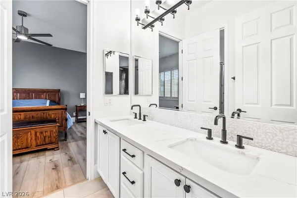 $1,225,000 | 7580 Prancing Pony Court, Las Vegas, NV 89131