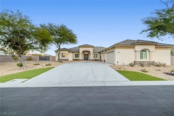 $1,225,000 | 7580 Prancing Pony Court, Las Vegas, NV 89131