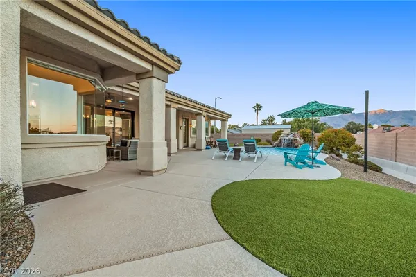 $1,225,000 | 7580 Prancing Pony Court, Las Vegas, NV 89131
