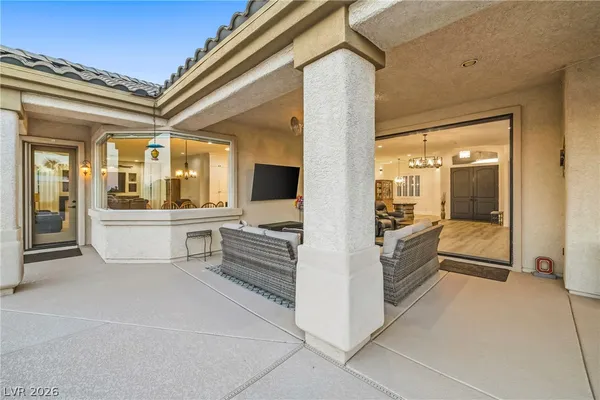 $1,225,000 | 7580 Prancing Pony Court, Las Vegas, NV 89131