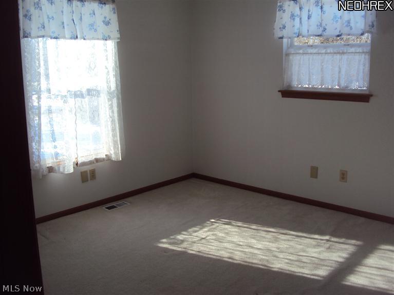 4267 Erma Road Barberton, OH 44203 - Photo 10 of 17 Gallery Image 10
