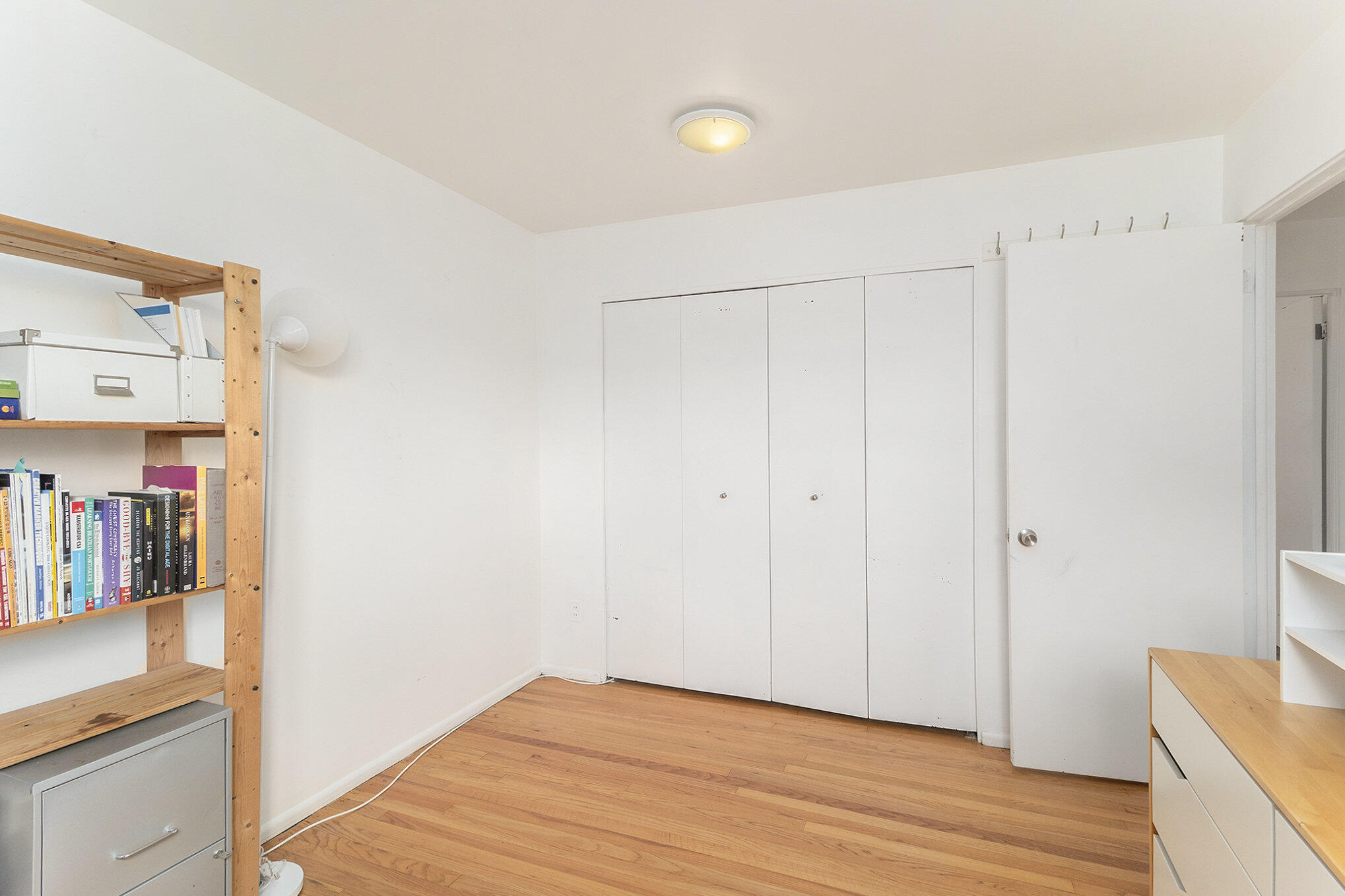 4030 West 13 Mile Road, Unit I 3 Royal Oak, MI 48073 - Photo 8 of 17 015_file_188