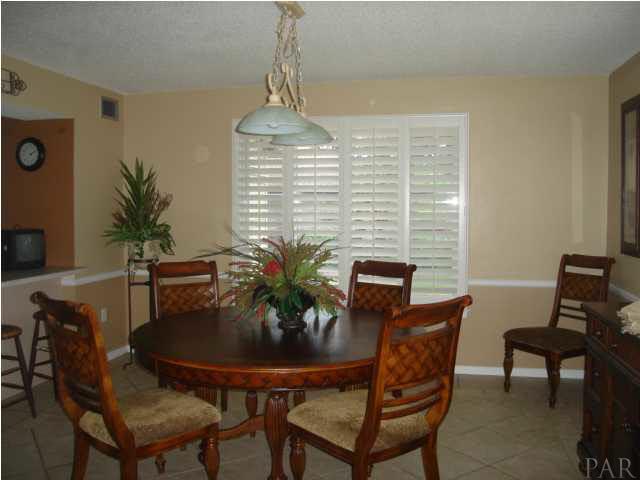 3960 McClellan Road Pensacola, FL 32503 - Photo 16 of 24 Dining room