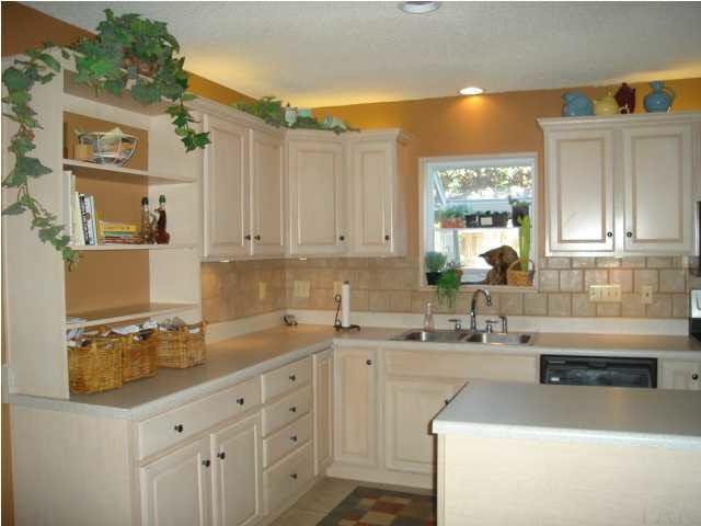 3960 McClellan Road Pensacola, FL 32503 - Photo 18 of 24 Updated kitchen