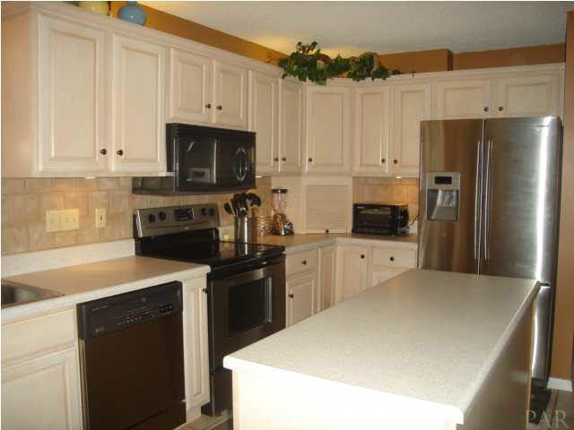 3960 McClellan Road Pensacola, FL 32503 - Photo 19 of 24 Opposite side of kitchen
