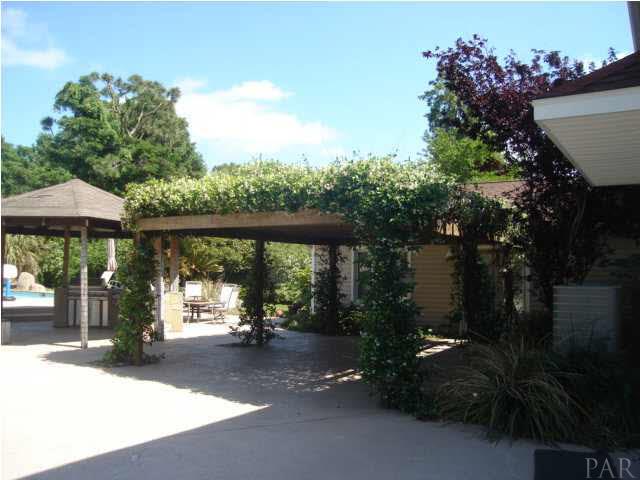 3960 McClellan Road Pensacola, FL 32503 - Photo 2 of 24 Pergola off the Family room