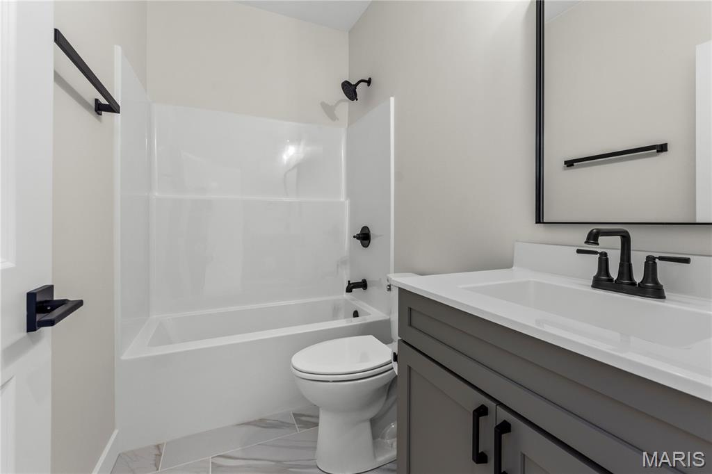 914 Seneca Drive Waterloo, IL 62298 - Photo 9 of 38