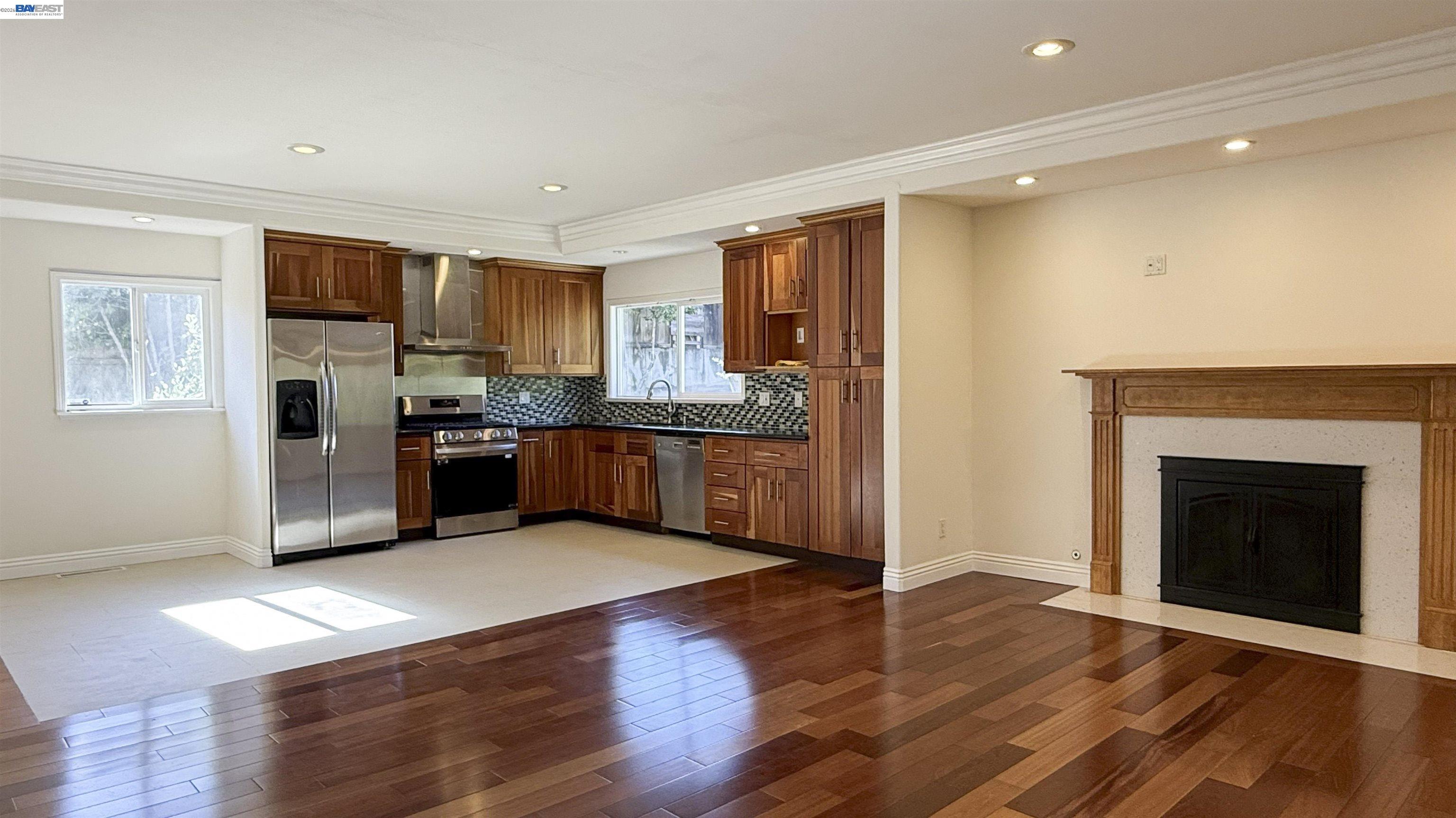 3682 Seven Hills Road, Unit B Castro Valley, CA 94546 - Photo 6 of 22 Gallery Image 6