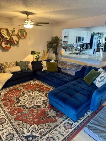 $2,400 | 2379 Flamingo Way, Winter Park, FL 32792
