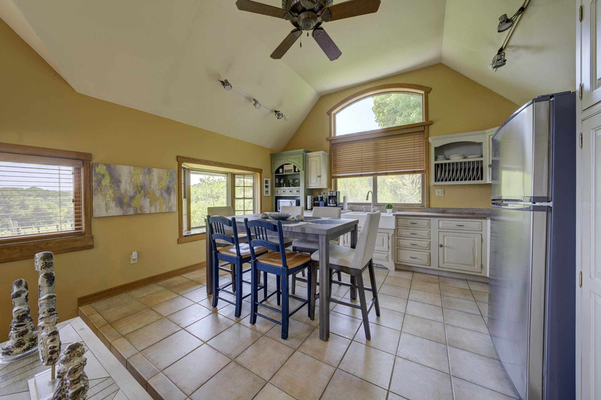 10702 East Hilltop Road Suttons Bay, MI 49682 - Photo 17 of 92