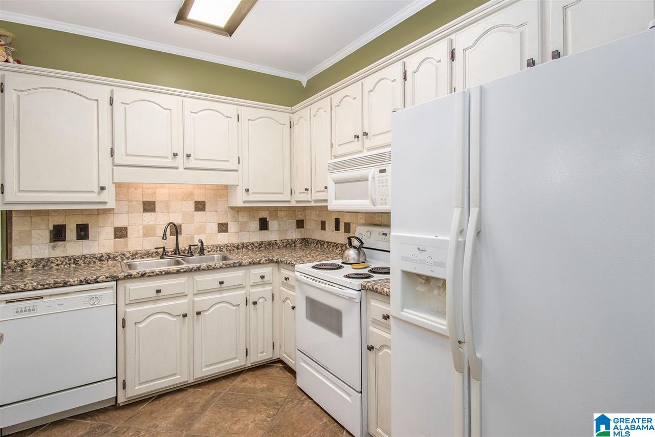 79 Milgray Lane Calera, AL 35040 - Photo 16 of 38