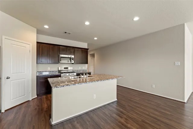 $2,300 | 1827 Brady Shores Drive, Richmond, TX 77469