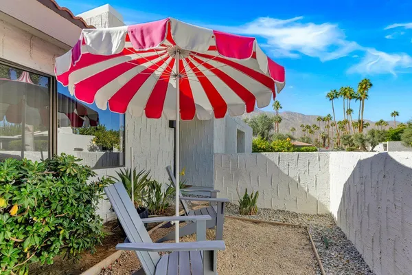$525,000 | 2113 Sunshine Way, Palm Springs, CA 92264