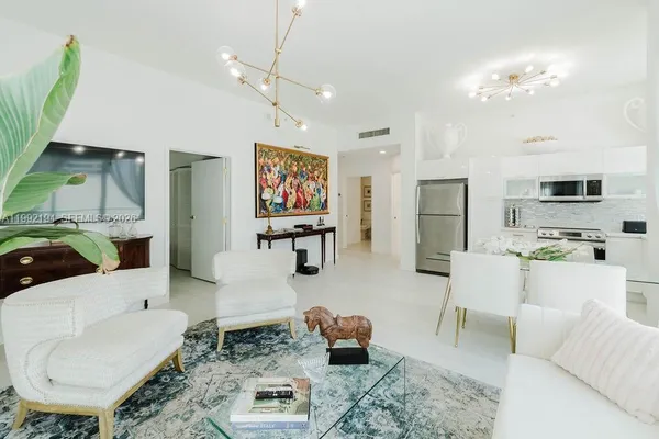 $3,200 | 133 Northeast 2nd Avenue, Unit 512, Miami, FL 33132