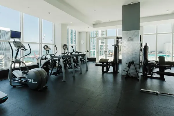 $3,200 | 133 Northeast 2nd Avenue, Unit 512, Miami, FL 33132