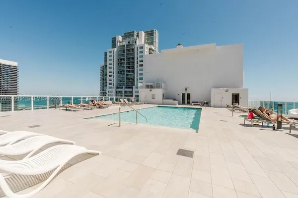 $3,200 | 133 Northeast 2nd Avenue, Unit 512, Miami, FL 33132
