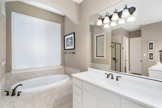 $839,900 | 843 Bear Crossing Drive, Allen, TX 75013