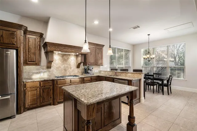 $839,900 | 843 Bear Crossing Drive, Allen, TX 75013