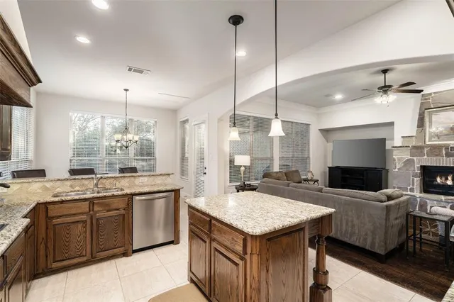 $839,900 | 843 Bear Crossing Drive, Allen, TX 75013