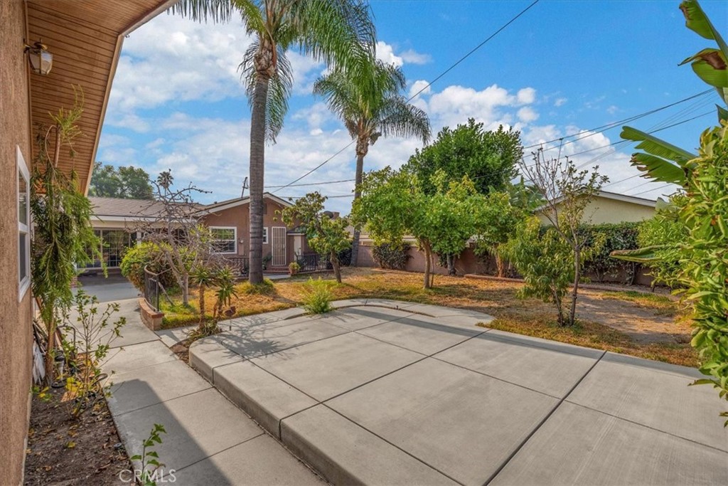 2183 Sinclair Street Pomona, CA 91767 - Photo 11 of 38 a view of swimming pool with patio