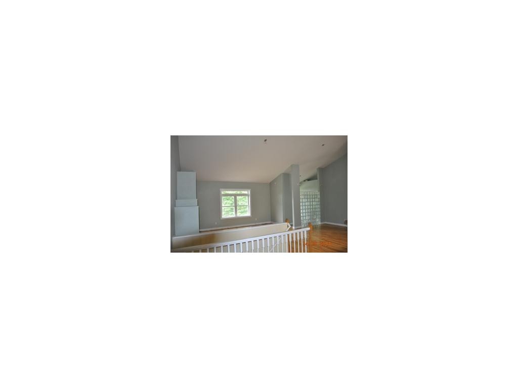 10206 Sparrow Hawk Road, Unit 1 Coeburn, VA 24230 - Photo 3 of 6 Spacious Living Room Area