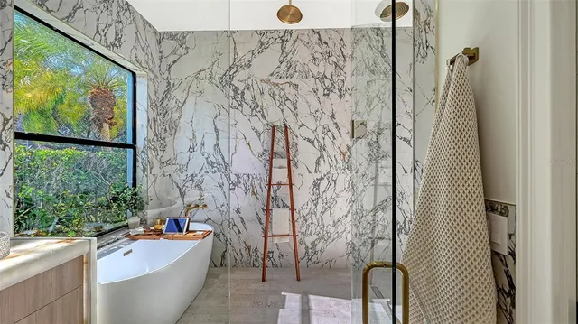 $1,750,000 | 7656 Portstewart Drive, Lakewood Ranch, FL 34202