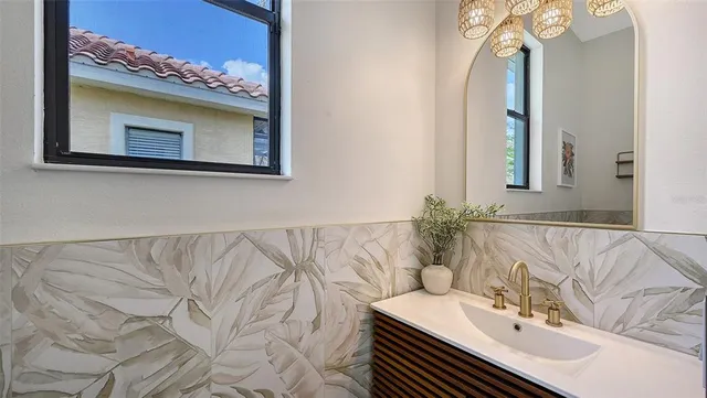 $1,750,000 | 7656 Portstewart Drive, Lakewood Ranch, FL 34202