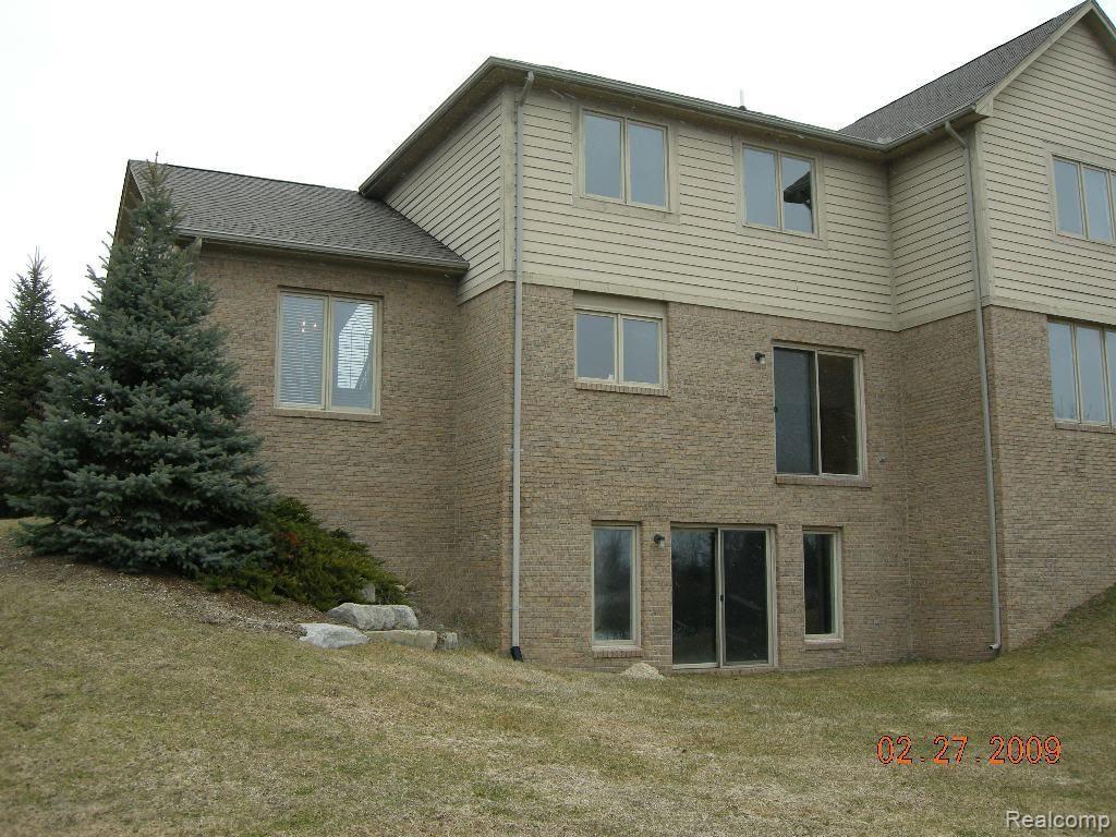 6628 Chatham Circle Rochester, MI 48306 - Photo 11 of 12 DSCN7974