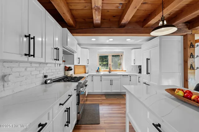 $639,000 | 151 Firetree Lane, West End, NC 27376