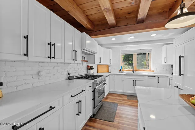 $639,000 | 151 Firetree Lane, West End, NC 27376