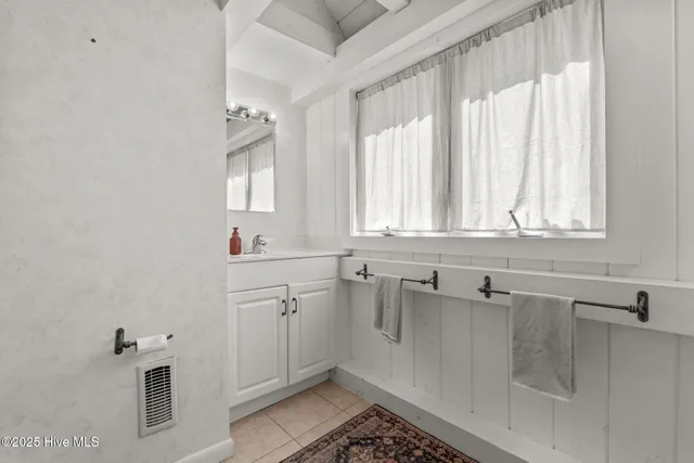 $639,000 | 151 Firetree Lane, West End, NC 27376