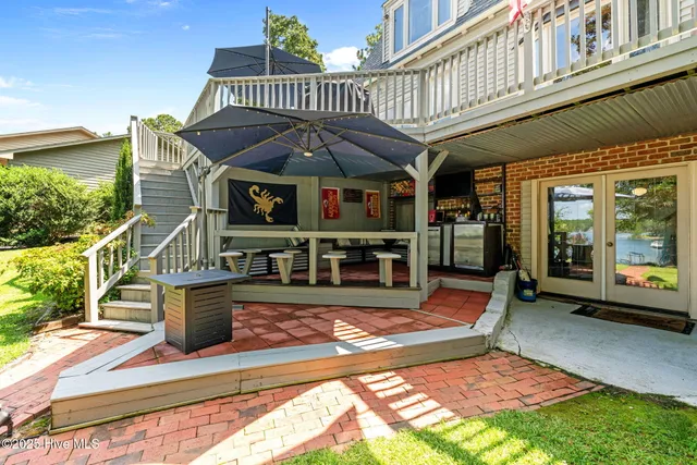 $639,000 | 151 Firetree Lane, West End, NC 27376