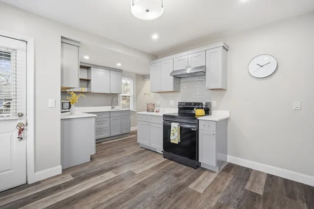 $329,000 | 106 Amherst Street, Springfield, MA 01109