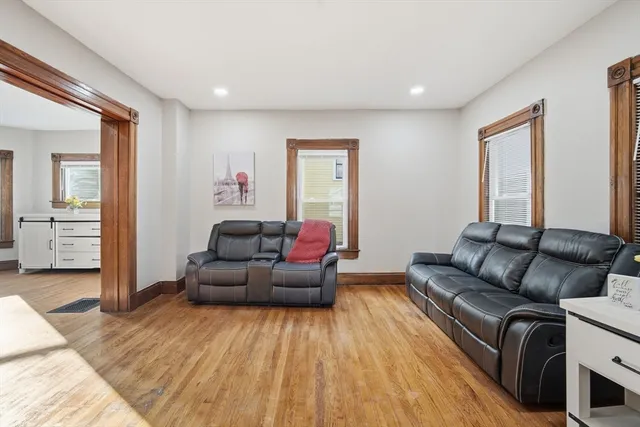 $329,000 | 106 Amherst Street, Springfield, MA 01109