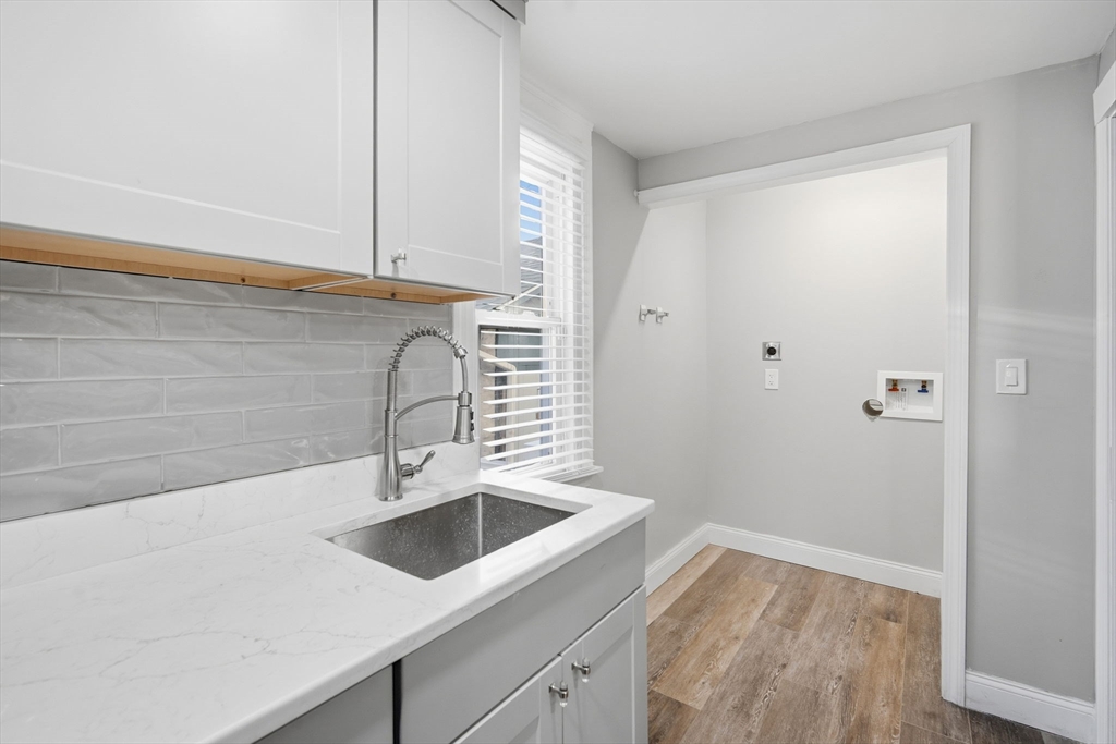 106 Amherst Street Springfield, MA 01109 - Photo 17 of 30