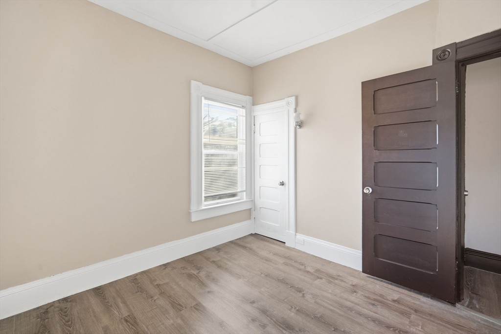 106 Amherst Street Springfield, MA 01109 - Photo 25 of 30