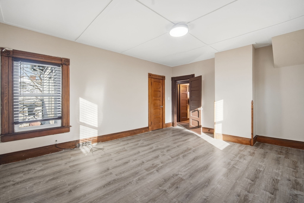 106 Amherst Street Springfield, MA 01109 - Photo 28 of 30