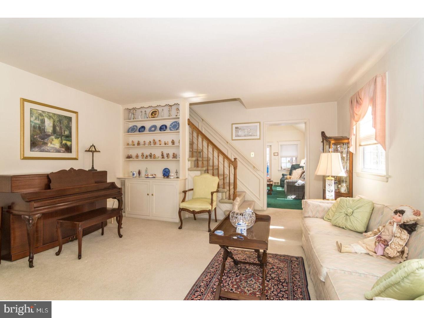 2969 Banner Road Willow Grove, PA 19090 - Photo 7 of 25 Living Room