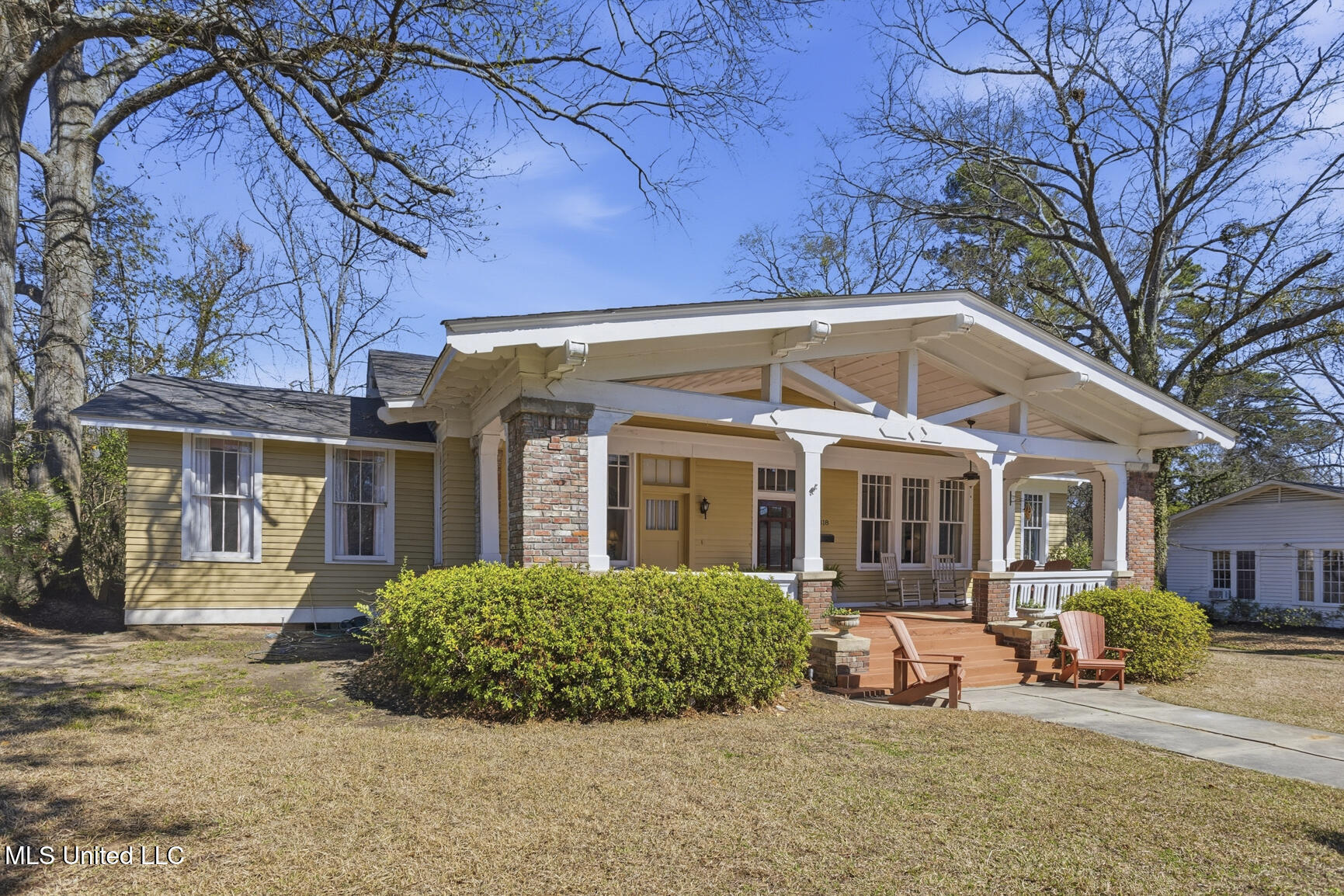 818 Pinehurst Street Jackson, MS 39202 - Photo 3 of 37 818 Pinehurst-3