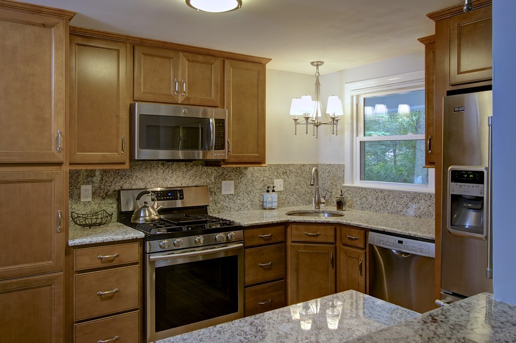 12 Dover Road Millis, MA 02054 - Photo 7 of 20 Gallery Image 7