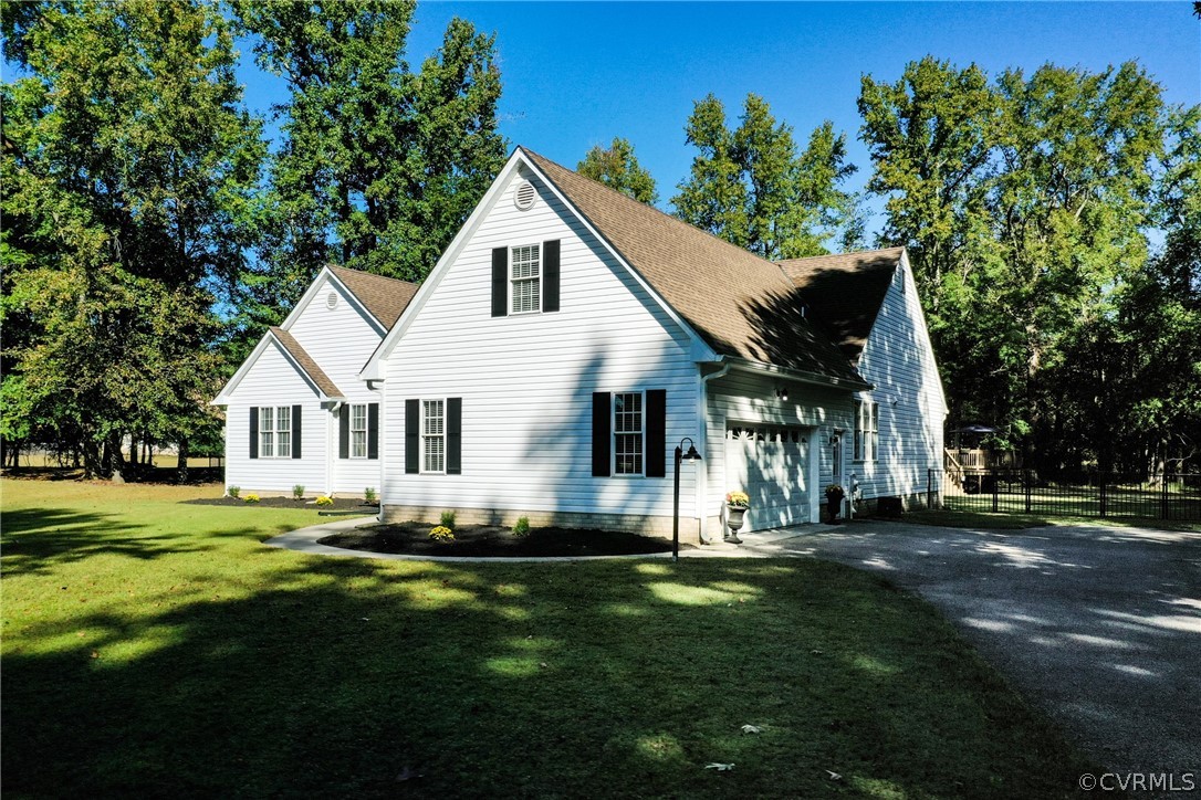 516 Enon Church Road Chester, VA 23836 - Photo 5 of 48