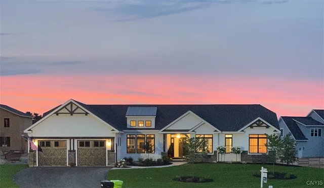 $949,870 | 8835-water Gaskin Road, Clay, NY 13041