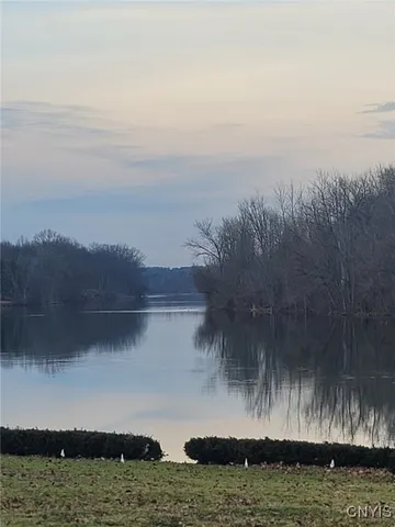 $949,870 | 8835-water Gaskin Road, Clay, NY 13041