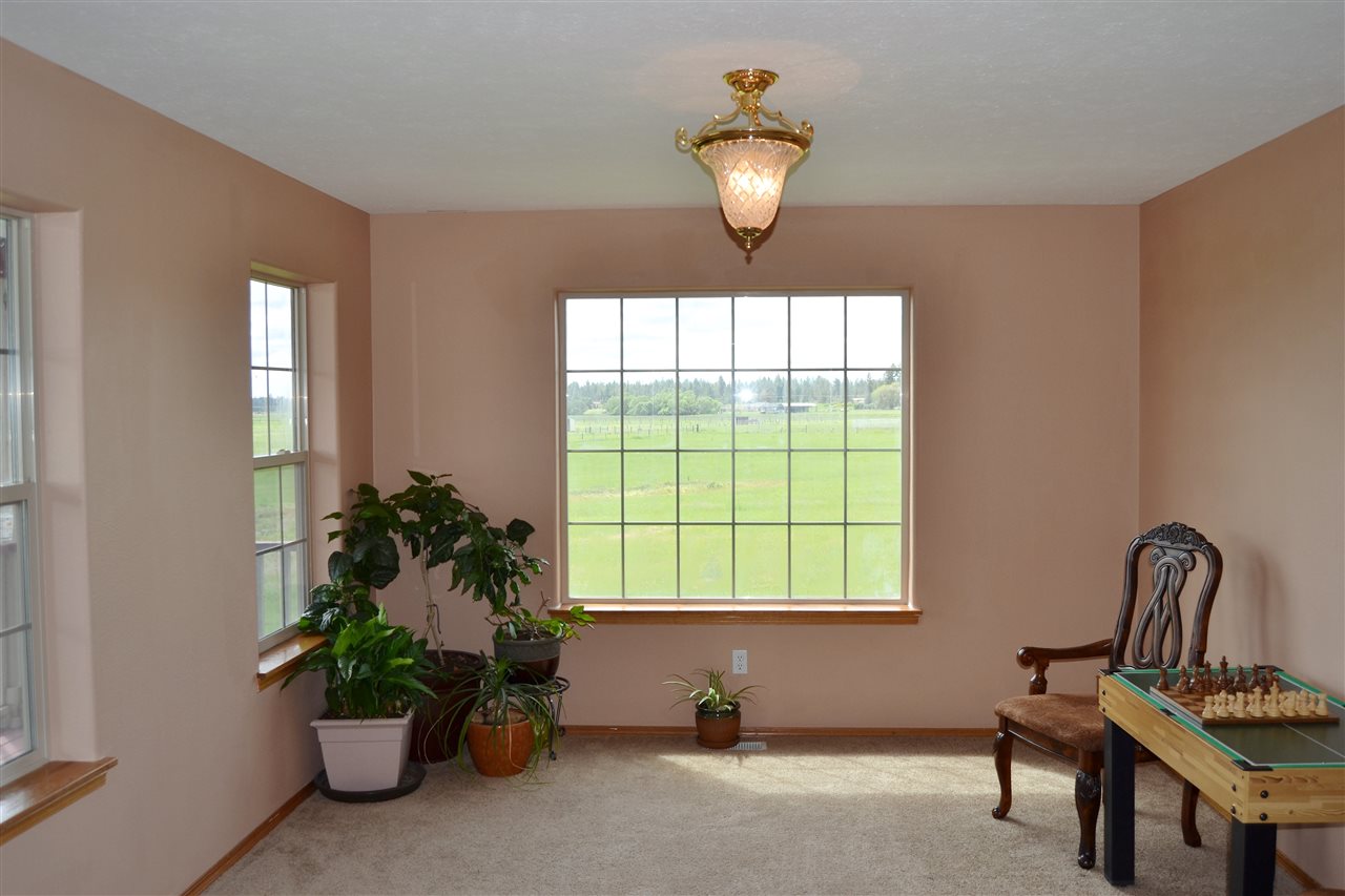 317 West Stutler Road Spokane, WA 99224 - Photo 9 of 20