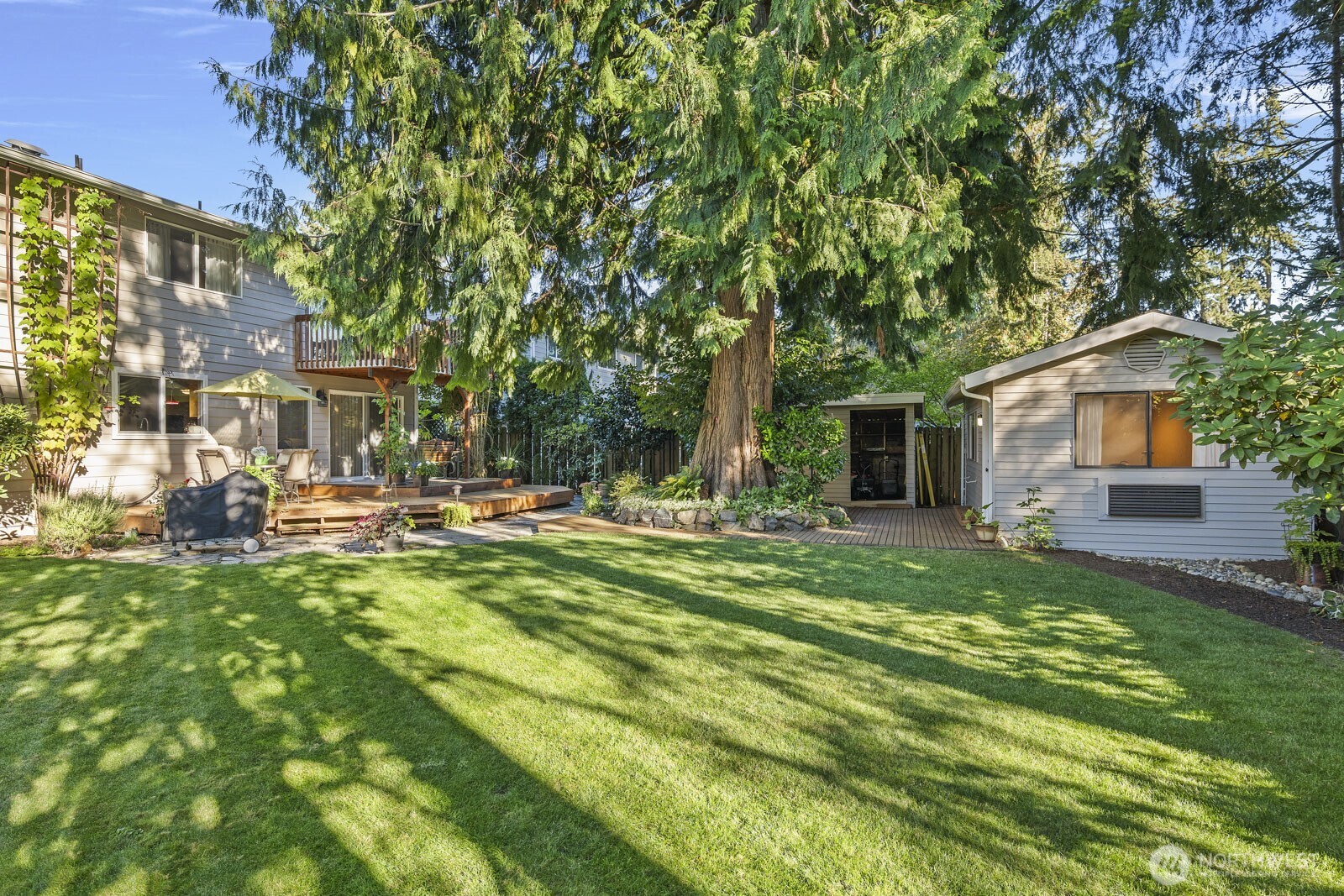 16633 23rd Avenue Southeast Bothell, WA 98012 - Photo 29 of 40 Gallery Image 29