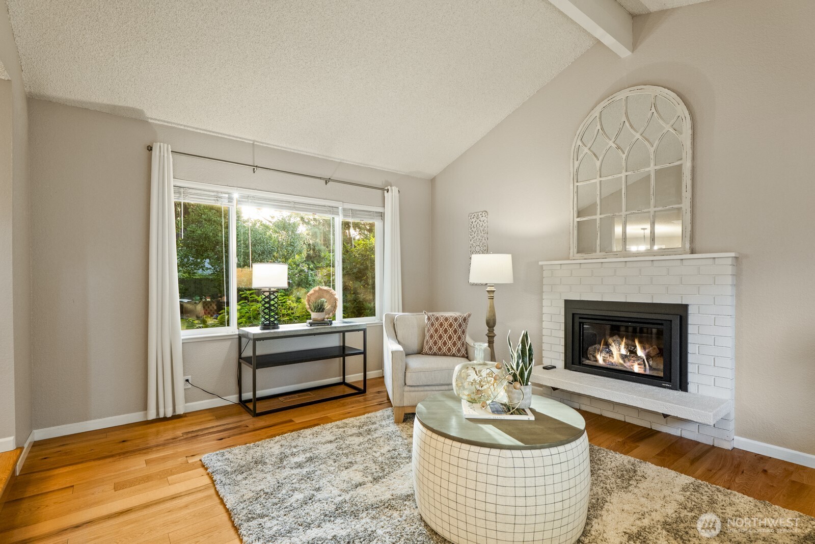16633 23rd Avenue Southeast Bothell, WA 98012 - Photo 5 of 40 Gallery Image 5